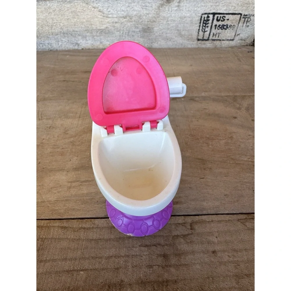 2010 Mattel Barbie Toilet With Paper‎ Roll Plastic Pink Purple Doll House Toy